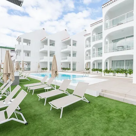 Salt Apartments Tivoli Apartment