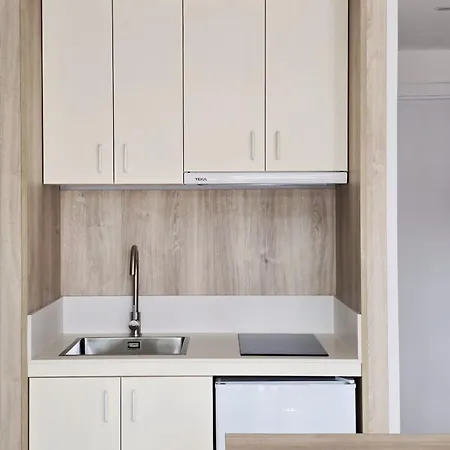 Διαμέρισμα Salt Tivoli *