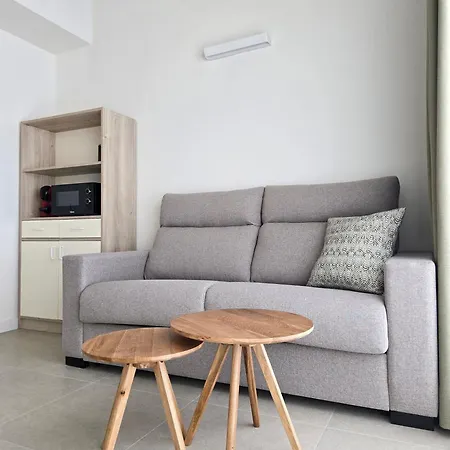 Salt Tivoli Апартаменты *