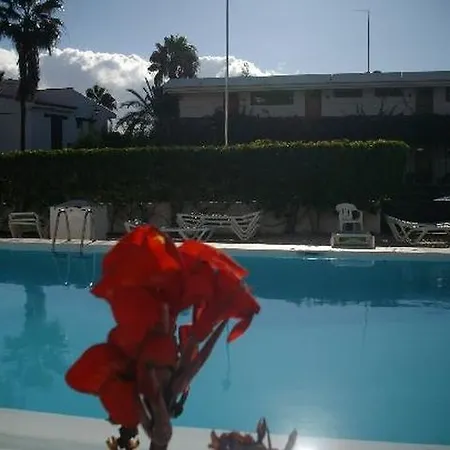 Апартаменты Salt Tivoli *