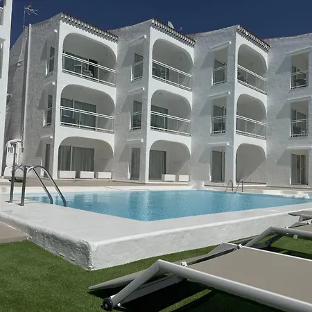 Salt Apartments Tivoli Apartment